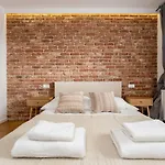 Cricoteque - Luxury 1br Riverside Apartment