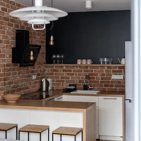 Cricoteque - Luxury 1br Riverside Apartment