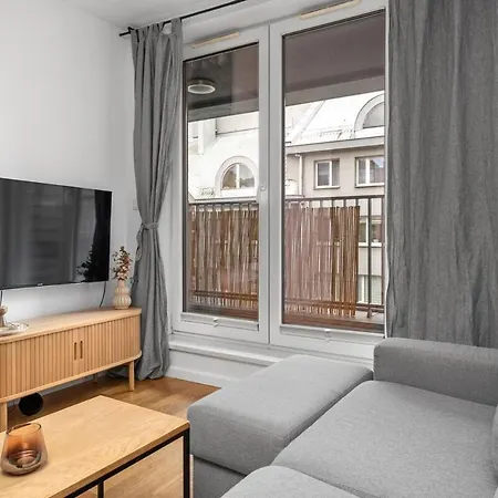 Cricoteque - Luxury 1br Riverside Apartment Krakow